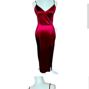 Bodycon satin midi dress